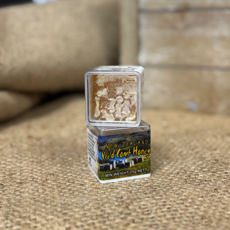Te Akatea Apiaries Wild Comb Honey, 25g